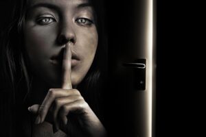 声優のファンクラブを開設する方法とは？