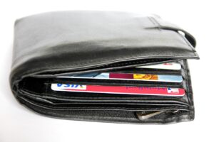 クレジットカードにどのようにキャッシュバックが得られる方法は？